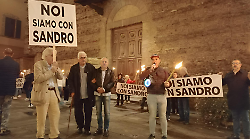 Omicidio o legittima difesa, nel caso della ruspa il prete va a testimoniare in Assise a favore del parrocchiano che uccise il vicino
