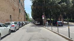 Parcheggi selvaggi, la soluzione non sono (solo) le multe