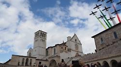 Un santo in busta paga, dal 2026 il 4 ottobre (San Francesco) torna a essere festivo. Ecco cosa cambia per i lavoratori
