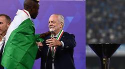 Acquisto Osimhen dal Lille, spuntano le intercettazioni choc tra i dirigenti del Napoli: "Speriamo rifiutino, o dovremo darci alle rapine". Il caso sportivo si può riaprire? La rabbia dei tifosi juventini: "Disparità di trattamento"