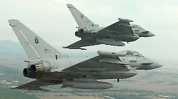 Boati e paura, il ministero della difesa spiega cosa è successo in cielo: intervento militare con due eurofighter