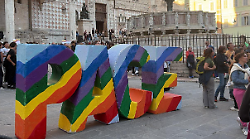 Marcia della pace, attese 50 mila persone da Perugia ad Assisi. Lotti: "Il cessate il fuoco non basta"