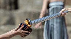 Gubbio, arriva la Fiamma Olimpica dei Giochi Invernali Milano-Cortina 2026: si cercano tedofori 