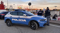 Rapine ai Baracconi, il 15enne arrestato finisce in comunità educativa: emerse altre aggressioni. Rafforzati i controlli nella zona 