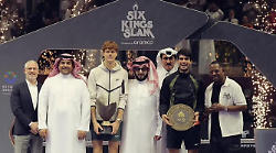 Six Kings Slam, perché i tennisti non possono giocare per tre giorni di seguito? La finale tra Sinner e Alcaraz va in scena sabato