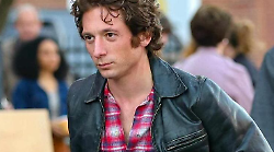 Chi è Jeremy Allen White, l'attore che al cinema sarà Bruce Springsteen