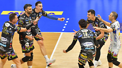 Sir, buona la prima: Perugia vince in rimonta con Monza (3-1)