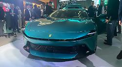 Ferrari Amalfi regina della serata alla Concessionaria De Poi. Svelato in anteprima il nuovo modello