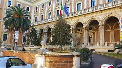 Ncc Italia: "Il ministero dei Trasporti porta avanti una guerra personale, lavorare insieme per il settore"