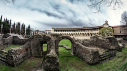 Con la torcia di notte alla scoperta dell'Anfiteatro nascosto: il Museo Archeologico apre ai visitatori luoghi di solito chiusi 