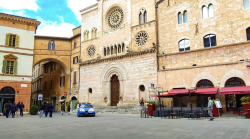 Foligno, già espulso dall’Italia rientra prima del divieto: arrestato 37enne albanese