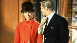 Panno del Casentino da Audrey Hepburn a Re Carlo. La storia dell'iconico tessuto