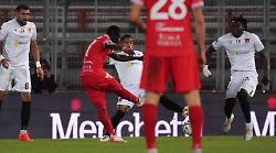 Il Perugia risorge con Tedesco: tornano i 3 punti, Livorno ko (2-0)