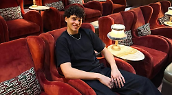 Sanremo Giovani, Nicolò Filippucci è tra i 24 concorrenti in gara. Inizia la scalata verso il Festival 