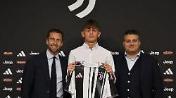Il perugino Edoardo Rocchetti con la Juventus fino al 2028. E' il primo contratto da professionista per il talento umbro