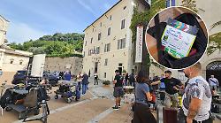 Le riprese di Don Matteo 15 tornano a Spoleto: attesa per Raoul Bova e il cast della fiction Rai