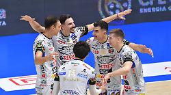 La Sir infila la quarta vittoria, Modena battuta in 4 set