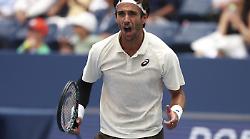 Clamoroso Lorenzo Musetti: Djokovic pronto a rinunciare alle Atp Finals. L'azzurro ripescato nel girone di Alcaraz