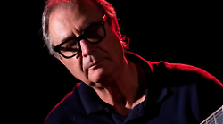 La musica delle parole. Al Pavone per Riccardo Regi