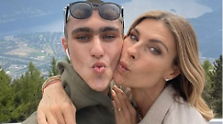 Ballando con le stelle, Martina Colombari racconta il dramma del figlio Achille e commuove la giuria con un'esibizione perfetta