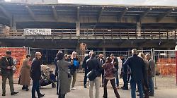 Terni, dalla riqualificazione in piazza del Mercato per Superconti a Largo Manni passando per le idee-progetto di Largo Cairoli: il tour con amministratori e Confcommercio