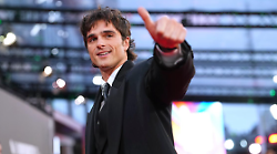 Jacob Elordi, rivelata una foto dell'attore da adolescente: il tributo dell'ex college