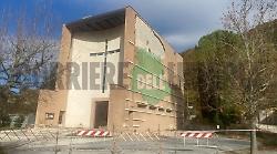 Nocera Umbra, chiesa di San Giovenale: si stacca un pezzo di parete 