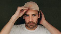 Dutch Nazari: “La musica riesce a emozionare se contiene un principio di verità condiviso”. L'intervista al rapper prima della partenza del tour da Perugia