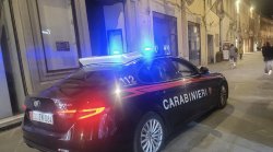 Foligno, 65enne ai domiciliari sorpreso con 55 grammi di cocaina: arrestato