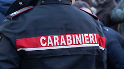 Firenze, coniugi trovati morti in casa con ferite da arma da taglio: indagano i carabinieri