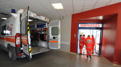 Donna ritrovata in un fosso: era stata investita da un pirata della strada. L'appello della famiglia