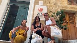 Schiavi del cellulare: sfoglia l'inserto scuola