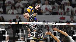 La Sir Susa Scai riprende a correre, Cisterna travolta in 3 set