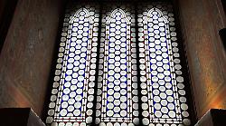 Il ritorno della vetrata restaurata con l'Art Bonus alla Sala dei Notari