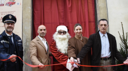 Città di Castello accende la magia: in Piazza delle Tabacchine nasce il Villaggio di Natale 
