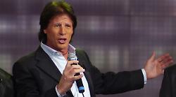 Addio a Sandro Giacobbe. Il cantautore di 'Signora Mia' aveva 75 anni: da tempo lottava contro un tumore