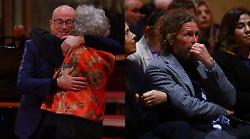 "Francesco" di Cazzullo e Branduardi: tra gli affreschi di Giotto conquista tutti,  anche Jovanotti