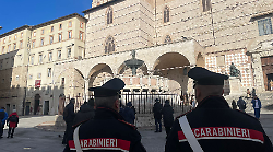 Girava in centro con hashish, eroina e cocaina: arrestato 22enne tunisino 