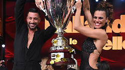 Ballando con le stelle, tutti i vincitori delle passate edizioni. Ecco chi &egrave; il ballerino che ha trionfato pi&ugrave; volte