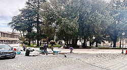 Piazza Quaranta martiri, ultima pietra per i lavori: la riapertura integrale &egrave; sempre pi&ugrave; vicina 