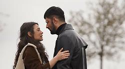 Io sono Farah, la puntata di stasera 23 dicembre sconvolge tutto: Tahir perde il controllo e Farah lo allontana