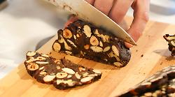 Natale, i 7 dolci tipici della tradizione umbra: dal pampepato al torciglione 