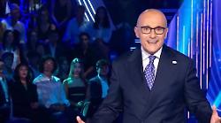 Alfonso Signorini sparisce da Instagram: silenzio social dopo le accuse di Fabrizio Corona