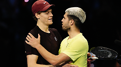 Jannik Sinner contro Carlos Alcaraz, a Seul la prima sfida del 2026: data, orario e dove vederla in tv (anche in chiaro)