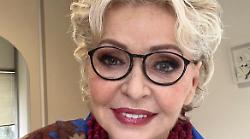 Enrica Bonaccorti, chi &egrave;: il successo in tv, gli amori e la malattia. "Non ho tantissime speranze ma non sono disperata"