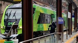 Il Minuetto rigenerato debutta sui binari dell'ex Fcu: nuova livrea e nove convogli 100% elettrici in servizio