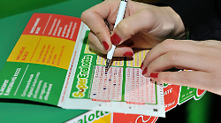 Estrazione Lotto, 10eLotto e Superenalotto: i numeri vincenti di oggi 24 febbraio. Jackpot pazzesco: sale a oltre 125 milioni