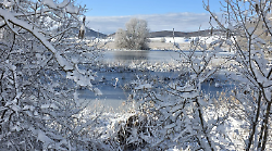 Umbria cuore bianco ghiacciato: localit&agrave; tutte sotto lo zero in una notte da record. Toccati -14,4 gradi a Colfiorito