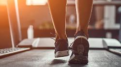 Come rimettersi in forma, i 5 consigli degli esperti per (ri)iniziare ad allenarsi a qualsiasi et&agrave; 