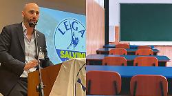 Scuola, scontro sugli accorpamenti. Marchetti (Lega): "Nessun istituto verr&agrave; chiuso". Bagarre tra centrosinistra e centrodestra